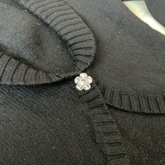 BANANA REPUBLIC - Vintage Italian Merino Wool One Button Closure Shrug - Picture 2 of 13